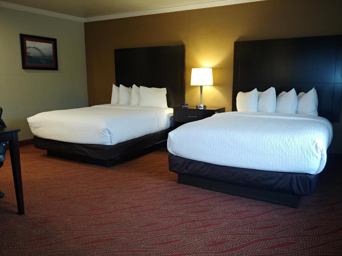 Best Western Plus Parkway Inn Wilsonville Exterior photo